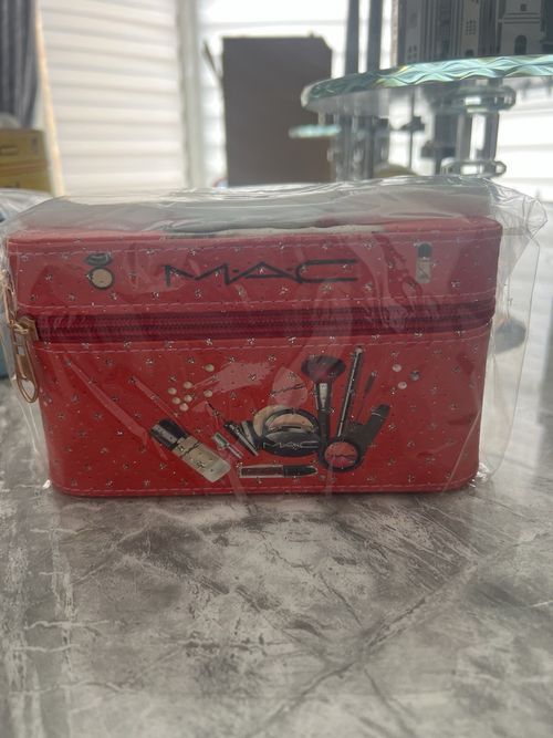 Mac Beauty Box With Make Up-Selfriges Set — image 6