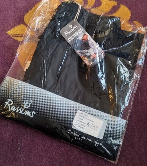 6 pairs of chef trousers size med