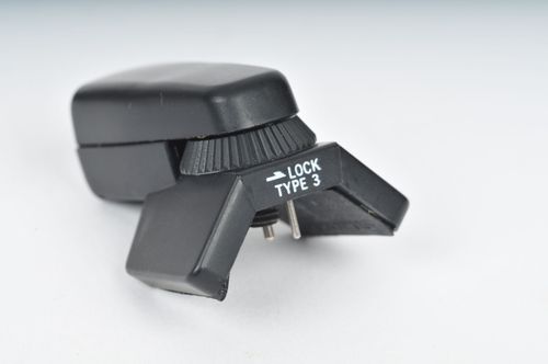 Olympus OM System Electronic Flash TTL Auto Connector Type 3 for 35mm Cameras — image 5