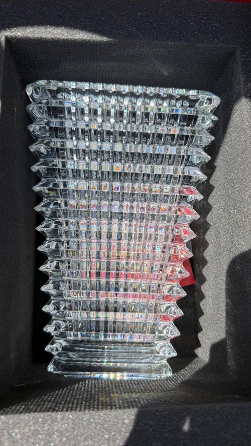 Baccarat Eye Vase Rectangular, Clear — image 2