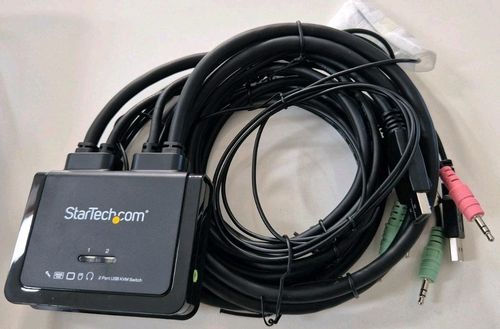 StarTech2-Port USB DisplayPort Cable KVM Switch Audio & Remote Switch - 4K 60Hz — image 2