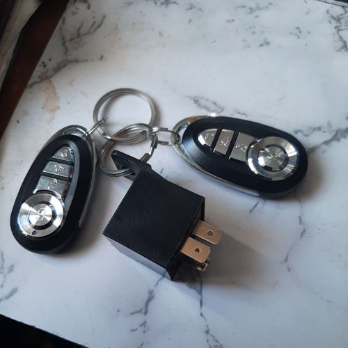 1 Way Start and Keyless Entry System, Car Alarm Security System Automatically — image 5