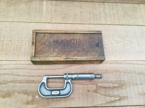 Vintage Moore & Wright Sheffield No. 964  0-1” Micrometer Engineer Machinist