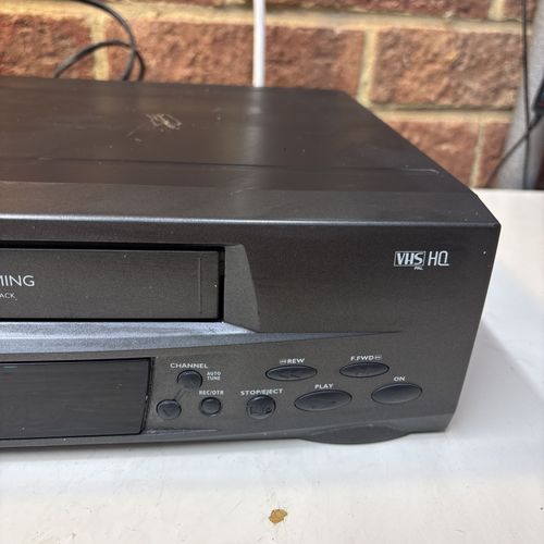 Matsui VP9408 VCR VHS Video Cassette Recorder Player Tested Working no remote — image 3