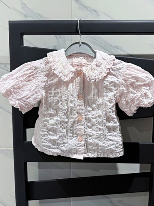 M&S Baby Girls White Collared Short Sleeve Button Ruffle Blouse 9-12 Months
