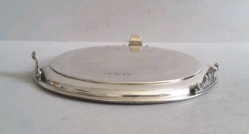 ELKINGTON.  GOOD, CRESTED ANTIQUE SOLID SILVER SALVER / DRINKS TRAY.  BIRM. 1886 — image 10