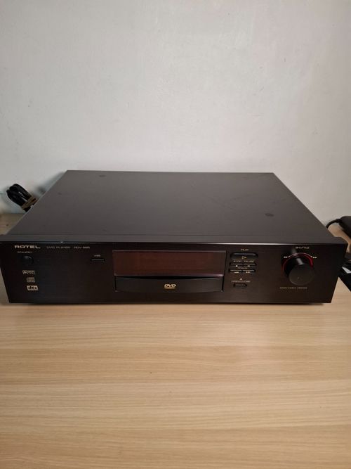 Rotel Dvd Cd Player RDV-985 Rare — image 1