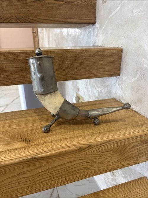 Handcrafted Norwegian Viking Drinking Horn W/ Pewter Lid