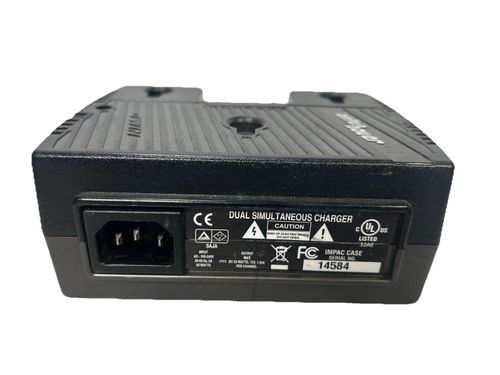 Anton Bauer Twin Charger and 2 Batteries HC Dionic — image 7