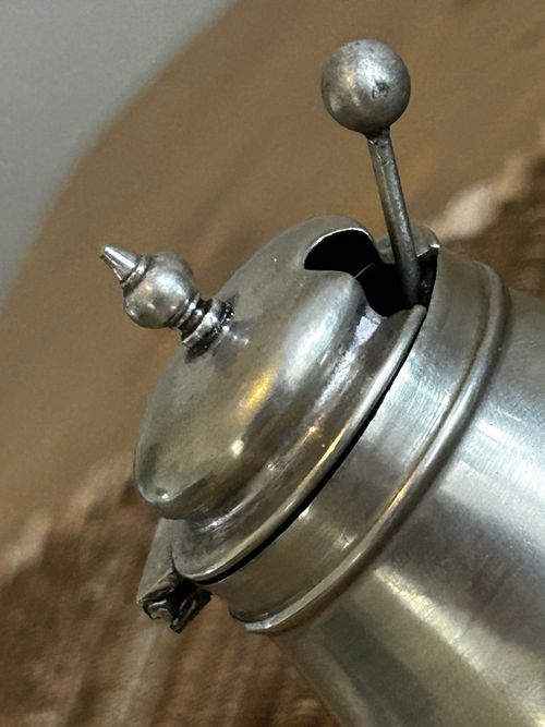 Antique EPNS Silver Plate Mustard Pot with Lid, Blue Glass Liner & Spoon VGC — image 4