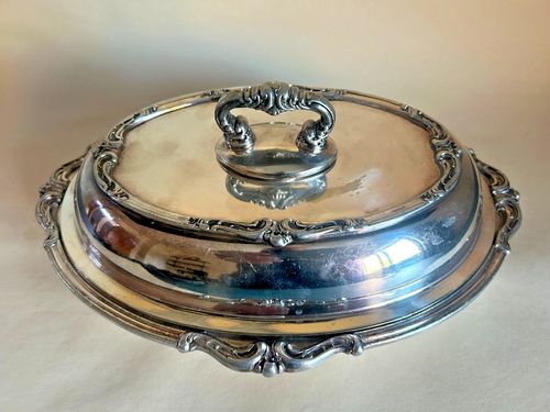 Vintage Wallace Brothers Silver Plate Double Serving Dish Removable Handle 11x8 — image 2