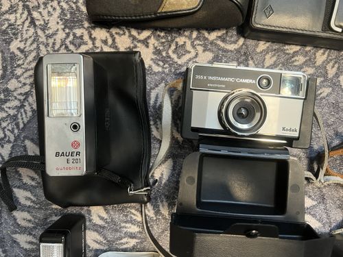 Camera bundle Praktica B 100, Minolta and much more — image 5