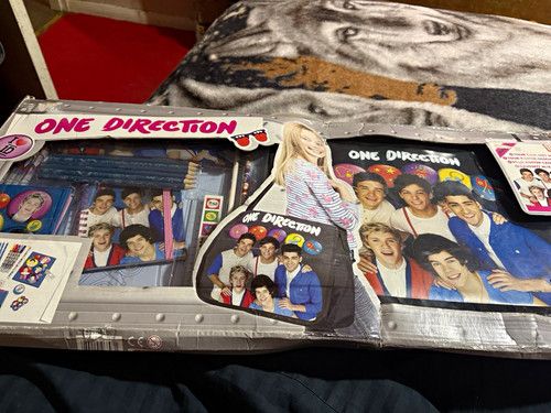 One Direction Pop Merchandise Stationery Set Gift Set Bundle