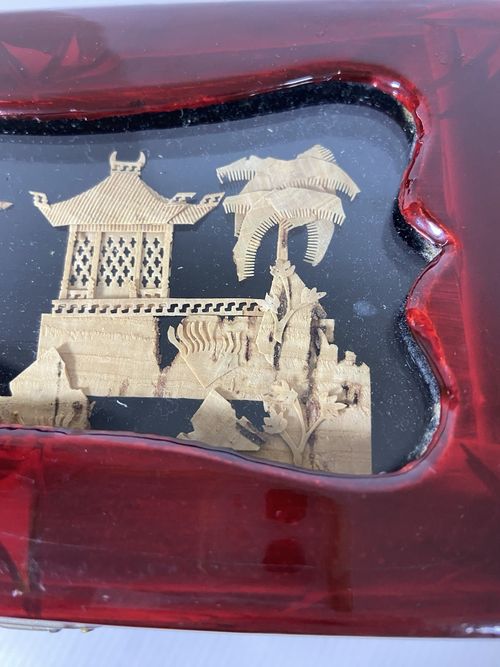 Vintage Chinese Laquered Jewellery Box with Carved Cork Diorama Picture — image 4