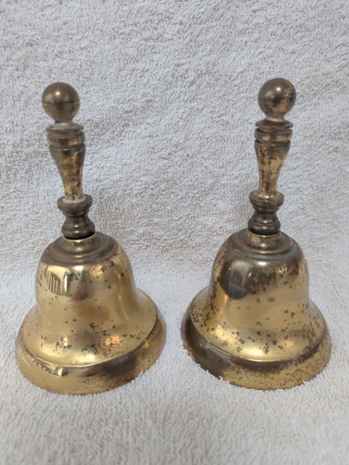 Pair Vintage Solid Brass Hand Bells Made In England School Dinner Call Lead — image 1