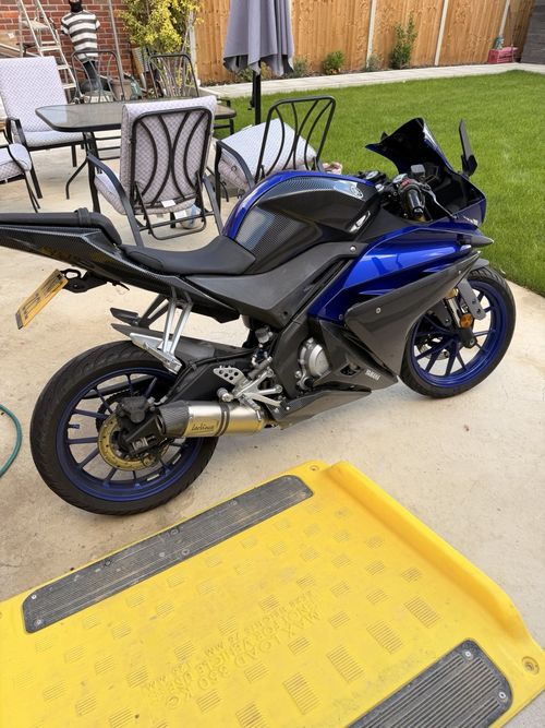 Yamaha YZFr125 — image 3