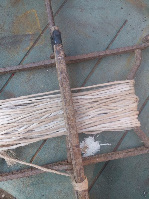 VICTORIAN LINE ROW MARKER STRING WINDER & STAKES CAST IRON GARDEN VEGETABLES — image 6
