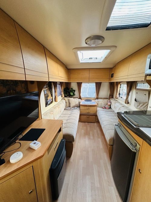 Bailey Olympus 462 Off Grid Very Good Condition Caravan — image 6