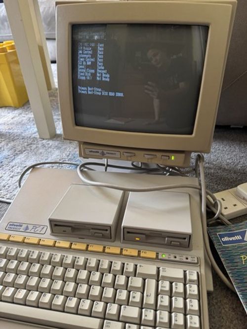 Olivetti Prodest PC1 Vintage Double Disk Drive Computer With Manual
