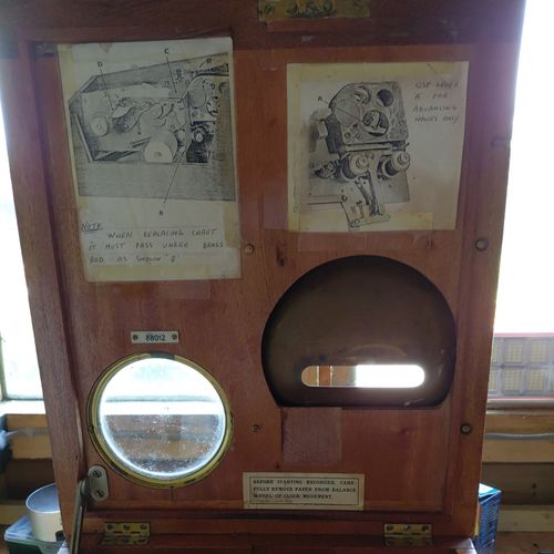 Gledhill Brook Clocking In Machine Time Recorder Working Condition — image 5