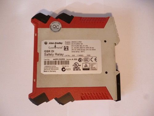 Allen-Bradley Guard Master GSR DI Safety Relay 440R-D22R2 / 440R - D22R2