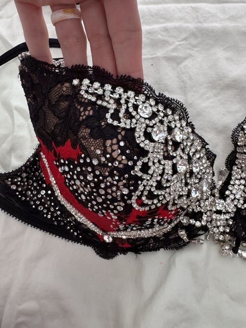 Rhinestone Vicky Ross bikini set with free Vinyl Dolls Harley Quinn costume set  — image 8