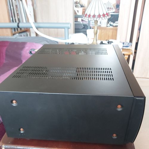 Marantz PM-68 Integrated Stereo Amplifier 95 w x 2 into 8 homes — image 9