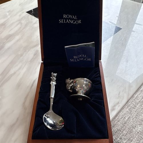 Royal Selangor Baby Christening Silverware Spoon & Cup Set Wooden Box — image 3