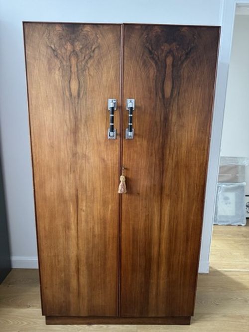 Original 1930s Art Deco Wardrobe In Excellent Condition