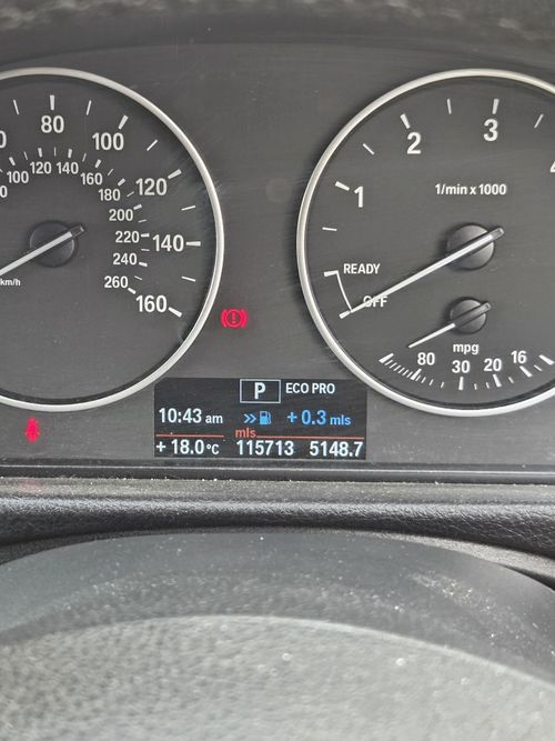 BMW 320d Estate — image 10