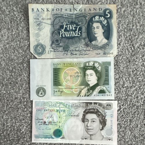 Vintage Banknote Bundle: 7 Notes, Pre-Decimal, Web Press £1, O'Brien 10s — image 6