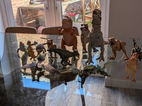 Mixed Lot Plastic Dinosaur Figures — image 6