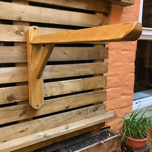 8 x Wooden Saddle Rack/Stand-Handmade Rustic Wall mounted Stable Tack Room Kit — image 2