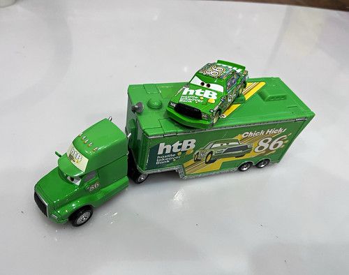 Disney Pixar Cars Mattel Chick Hicks #86 HTB Hauler Truck + Diecast Car 1:55