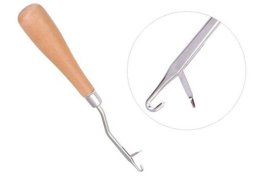 Latch Hook Tool. Wooden Handled Latch Hook Tool for Rug Making & Latch Hook — image 2