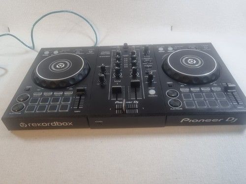 Pioneer DJ DDJ-400 2-Channel Rekordbox DJ Controller Tested With USB Cable