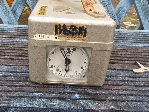 Pigeon Timer Quartz STB 14Q-1783 Swiss Made — image 11