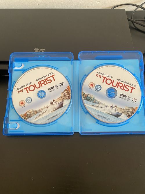 Samsung BD-D5500 3D Blu-ray DVD Player + Movie Disc, Tested & Working, No remote — image 9