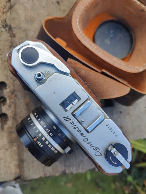 Vintage Rangefinder Light-O-Matic III Beauty 35mm Film Camera  — image 5
