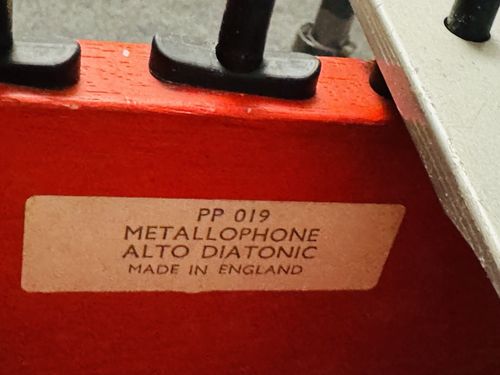 Percussion Plus PP 019 Classic Red Box alto diatonic metallophone — image 7