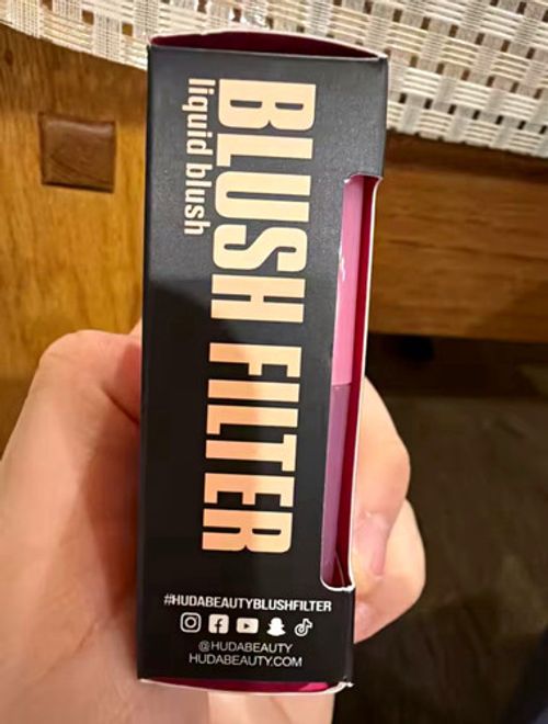 Huda Beauty Blush Filter Liquid Blush Dewy Finish Shade Bubblegum