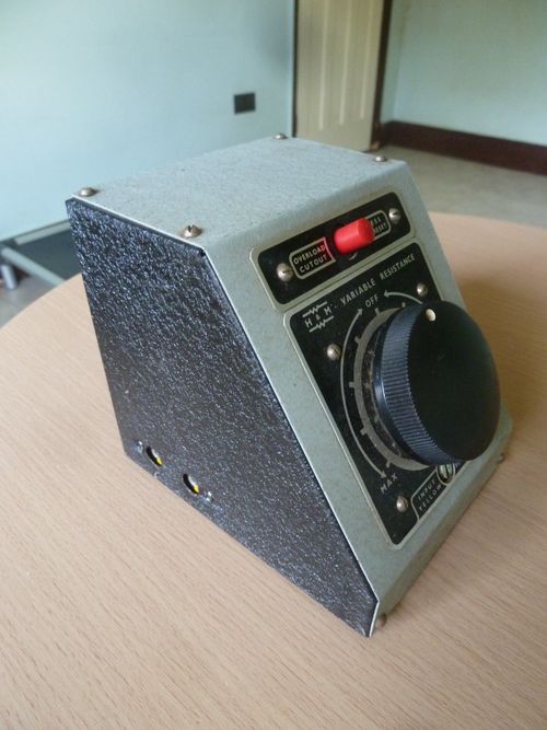 Hammant Morgan  Variable Resistance DC Model Speed Controller 12V  Panel mount — image 3