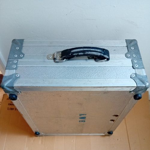 Heavy Duty Metal Turntable Deck Flight Case - Technics, Numark, Pioneer  — image 6