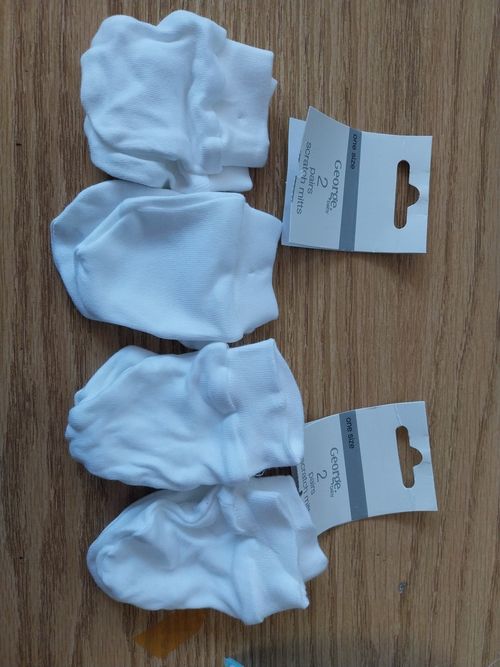 Boys Girls 4 Pairs Gloves 100% Cotton White Mitt Soft Toddler Mittens George  — image 12