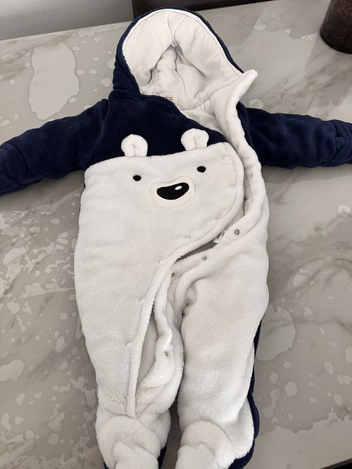 Baby boy snowsuit 6-9 months — image 1