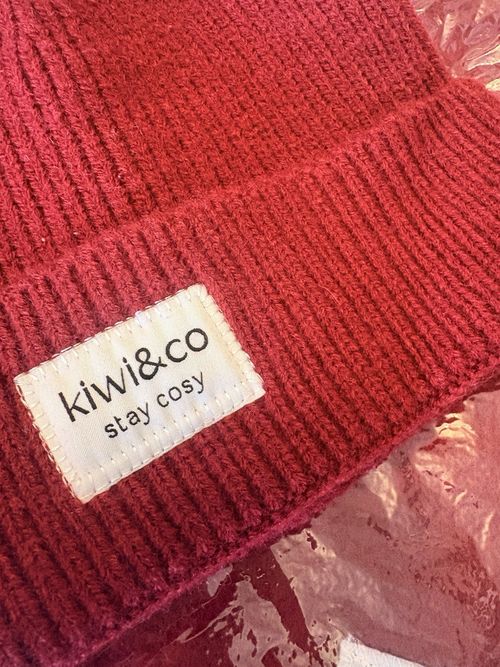 Women’s kiwi &co Burgundy Knit Beanie Hat & matching scarf set  brand new  — image 2