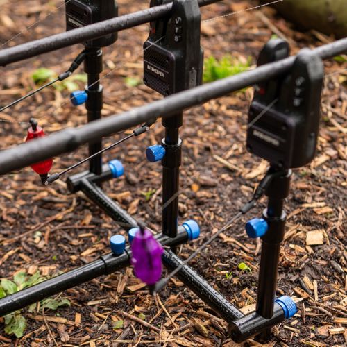 Quest Trilogy Pod | Bank Sticks | Carp Fishing Rod Pod | With Zipped Carry Bag — image 13