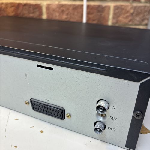 Matsui VP9408 VCR VHS Video Cassette Recorder Player Tested Working no remote — image 5