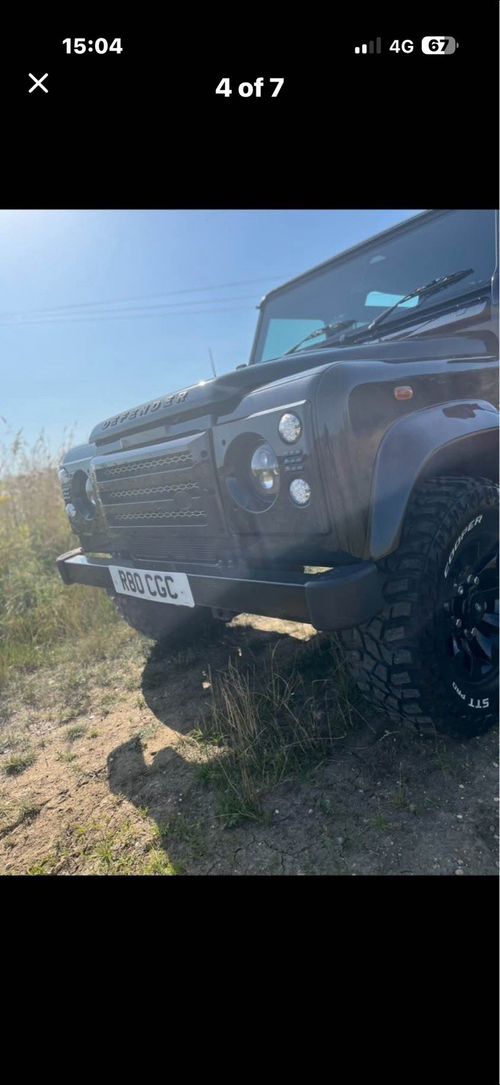 Land Rover Defender 90 — image 2