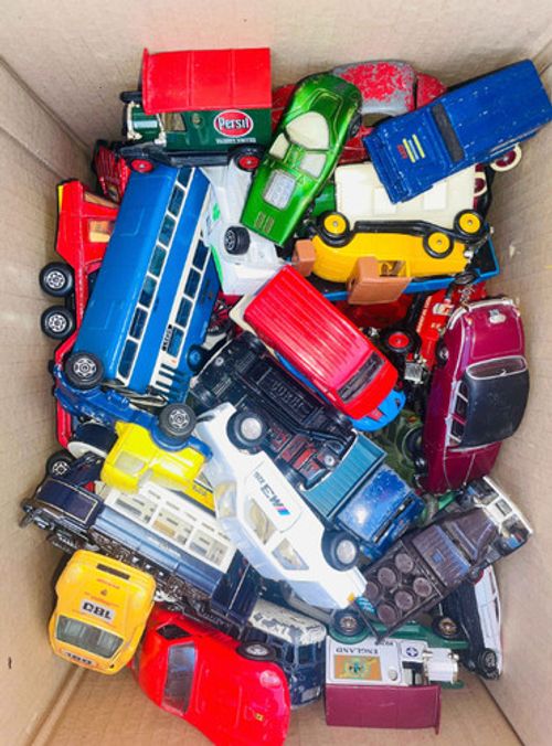 65 x Vintage Loose Diecast Cars & Vehicles Assorted Stock Mixed Models & Brands